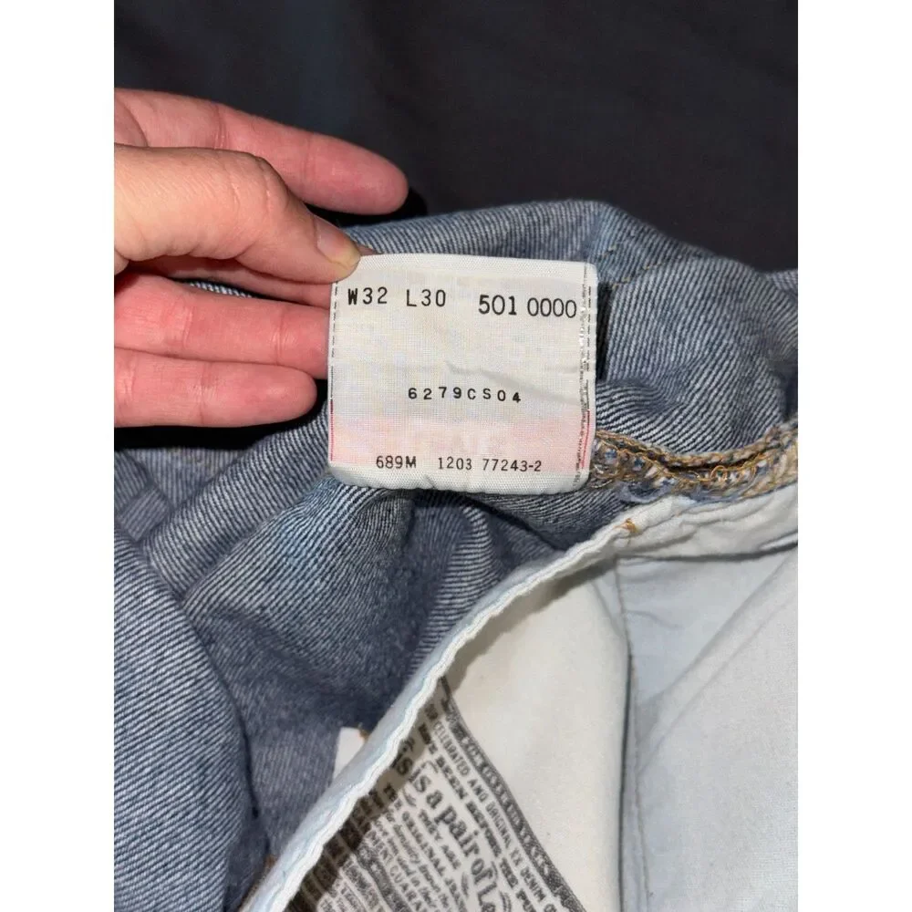 Vintage Levi's 501xx Men's W32 100% Cotton Dark Wash Button Fly Jeans (Hemmed)